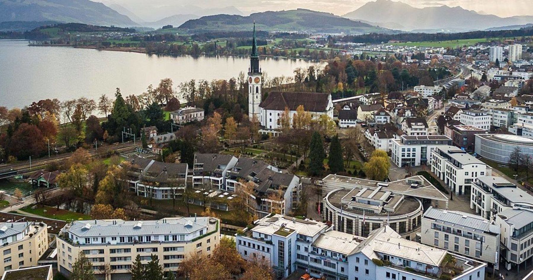 Cham und Umgebung Region & Aktivitäten Entdecken Lorzensaal Cham